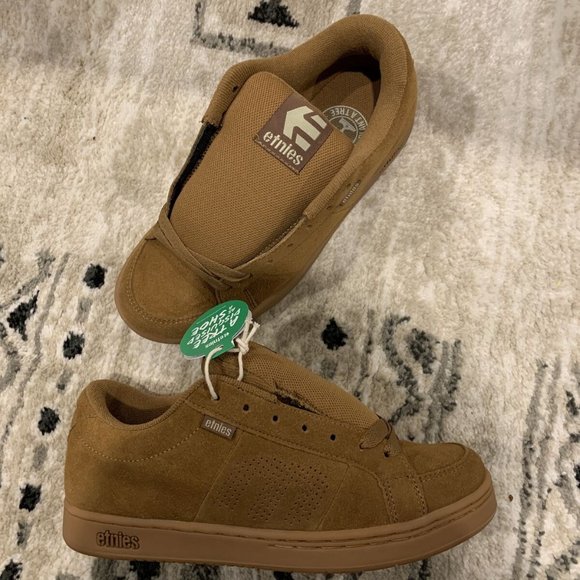 etnies men's kingpin skateboarding shoes